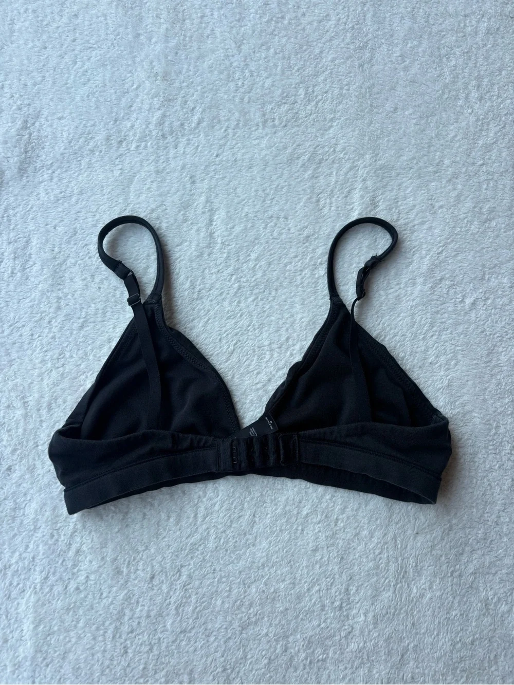 SKIMS Black Triangle Bralette - Wireless Everyday Support - Picture 3 of 3